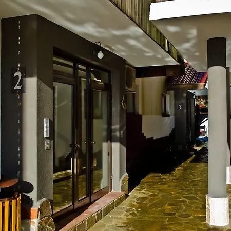 Hotel de apartamente Monastery 2