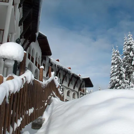 Monastery 2 Hotel apartamentowy Pamporowo