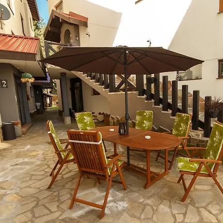 Monastery 2 Hotel apartamentowy