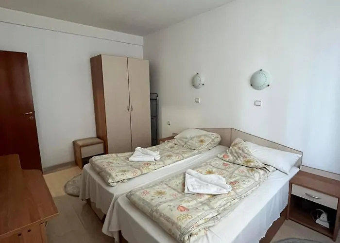 Monastery 2 3* Pamporowo