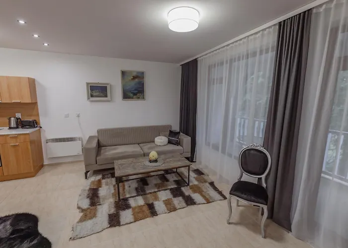 Monastery 2 Hotel apartamentowy Pamporowo