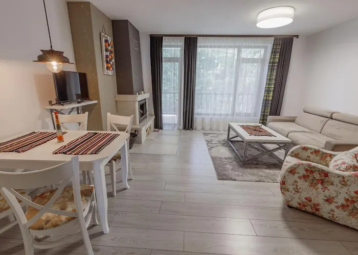 Monastery 2 Hotel apartamentowy Pamporowo